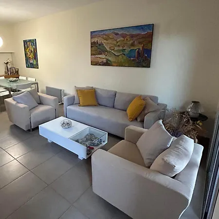 Beautiful Maisonette In Сasa de vacaciones *